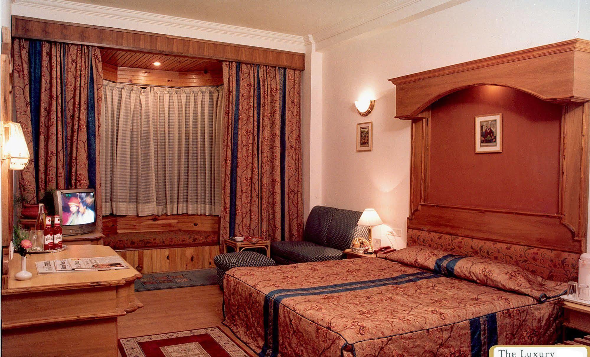Hotel Manali Heights Luaran gambar
